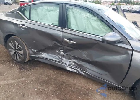 2021 Nissan Altima Sv Fwd z USA, uszkodzony, nr VIN 1N4BL4DV3MN416555